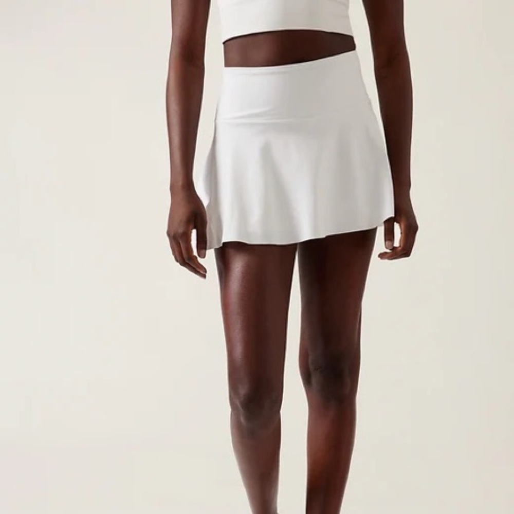 Athleta white ace tennis skort 13.5”